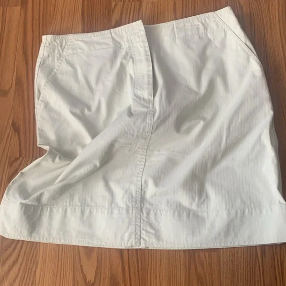 Christopher & Banks Khaki skirt size 8 - Picture 2 of 7